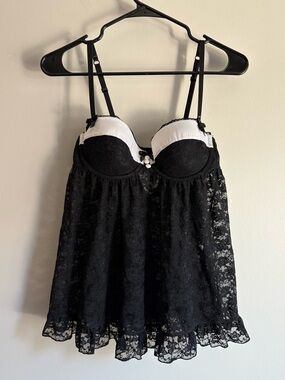 Y2K La SENZA Black and White Lace Babydoll Chemise/Bustier Top